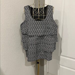 Tommy Hilfiger Black and White Floral Patterned Blouse